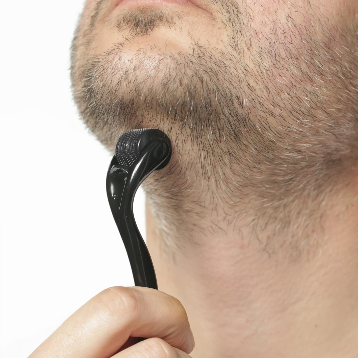 ROSELYNBOUTIQUE Derma Roller for Hair Beard Facial Skin Face 540 Titanium Microneedle - At-Home Beauty Instrument - Holiday Gift for Men Women