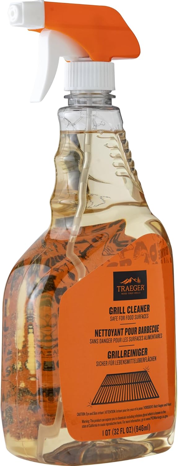 Traeger Grills BAC679 Grill Cleaner Spray Bottle, Grease Cutter, Keep Grill Shiny, No Harmful Chemicals, Citrus Scent, 946ml