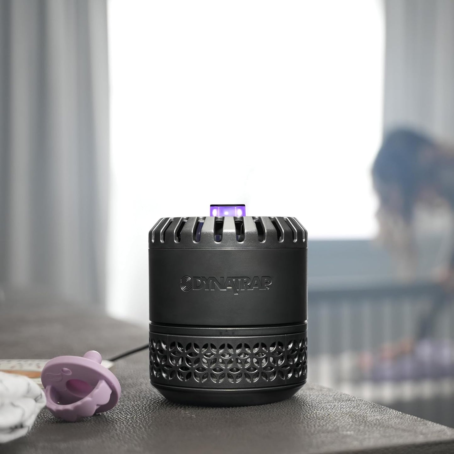 DynaTrap DT152 Indoor Insect Trap and Killer – Catches and Kills Fruit Flies, Gnats, Moths, Mosquitoes & Other Flying Insects