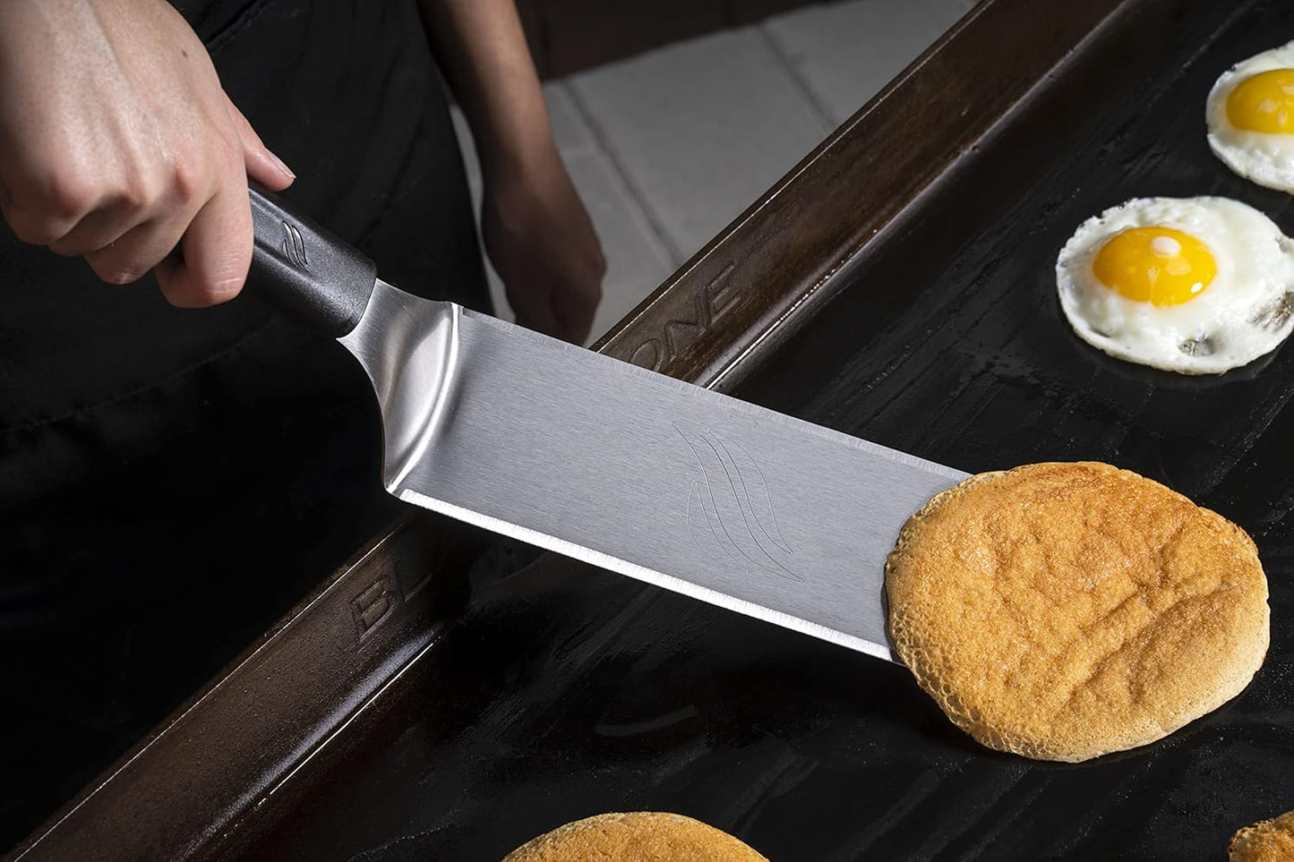 BLACKSTONE 5550 Extra Long Griddle Spatula Set of 2- Perfect Heavy-Duty Stainless Steel Premium Flat Top BBQ Grill Accessories, Non-Slip Plastic Handle, Heat Resistant, Dishwasher Safe Easy to Clean