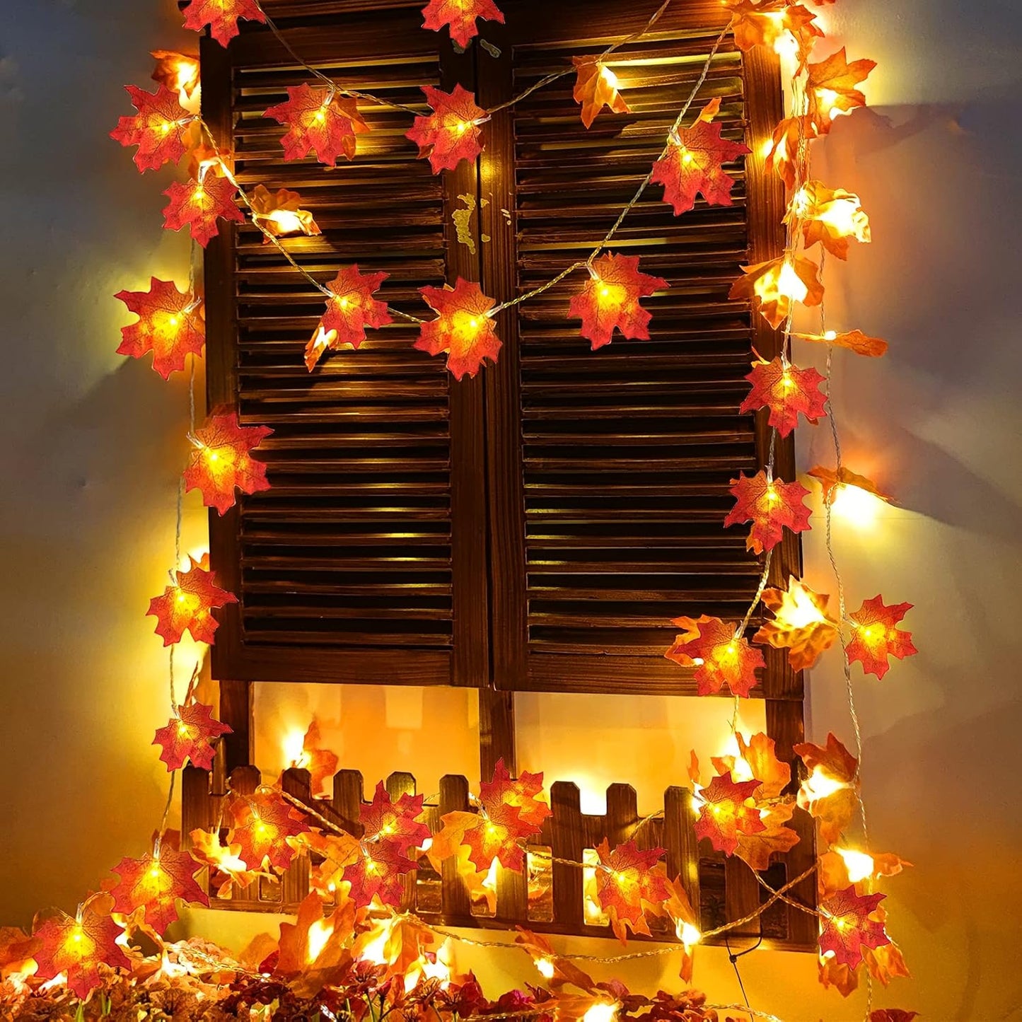 TURNMEON 2 Pack Fall Decor Enlarged Maples Leafed Lights Total 20Ft 40LED Thanksgiving Halloween Fall Decorations for Home,Battery Operated Autumn Garland Waterproof Indoor Outdoor Holiday Christmas