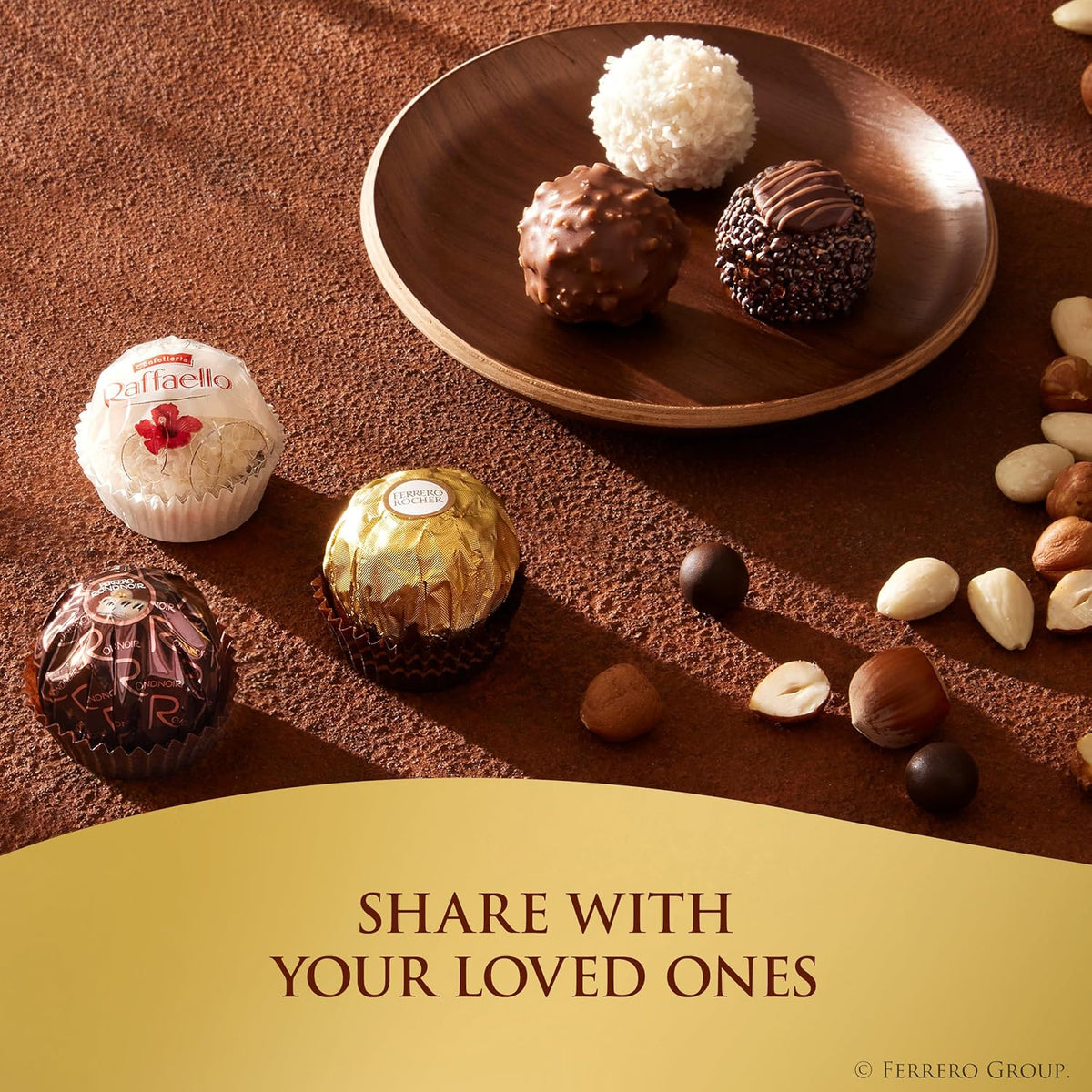 Ferrero Collection Gourmet Gift Box, 48 Assorted Confections with Hazelnut, Dark Chocolate and Coconut, 18.2 oz