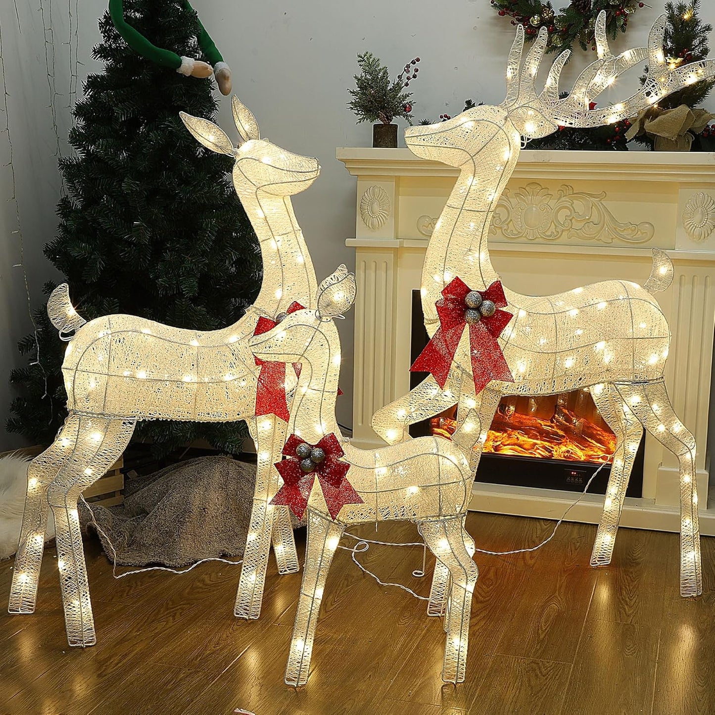 Lulu Home Set of 3 Pre-lit White Reindeer with 210 LEDs Warm White Lights, 3D Light Up Glittered Standing Reindeer Family for Xmas Lighted Holiday Display Indoor Outdoor
