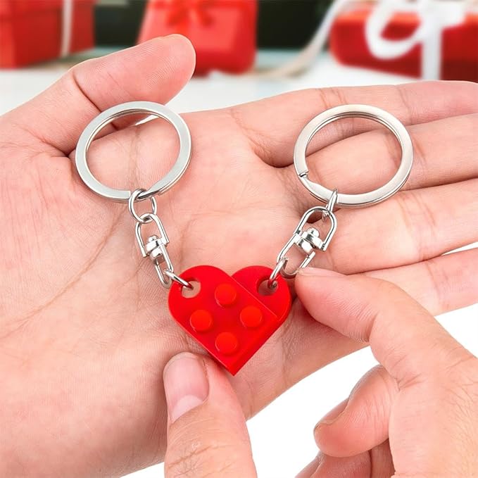 BOBIPRO Couples Matching Stuff Gifts - Red Heart Keychain, Matching Couple Heart Keychains Decorations Christmas Valentines Day Gifts for Boyfriend Girlfriend